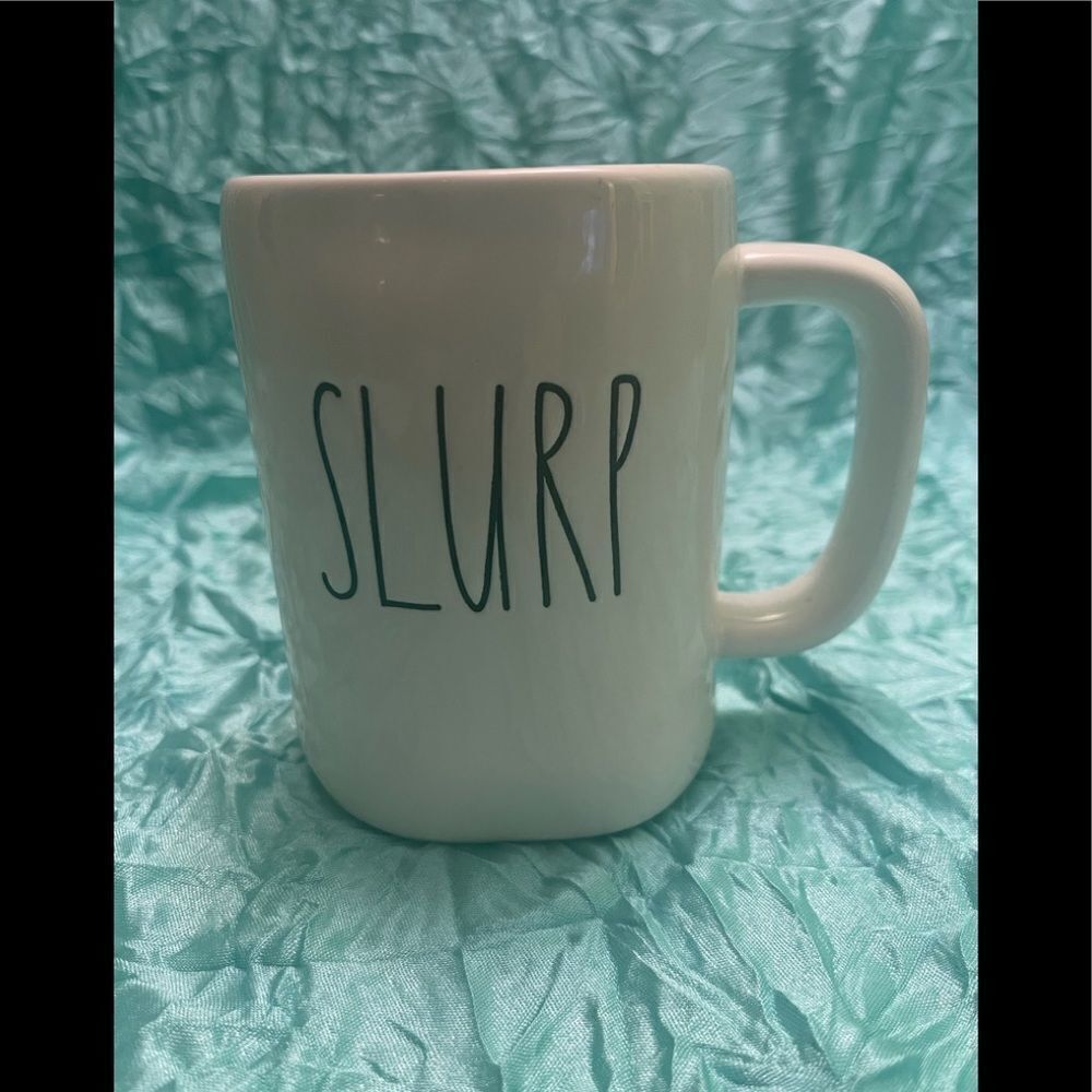 RAE DUNN CERAMIC MUG